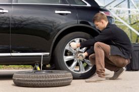 Ako opraviť defekt pneumatiky? Postupujte krok po kroku